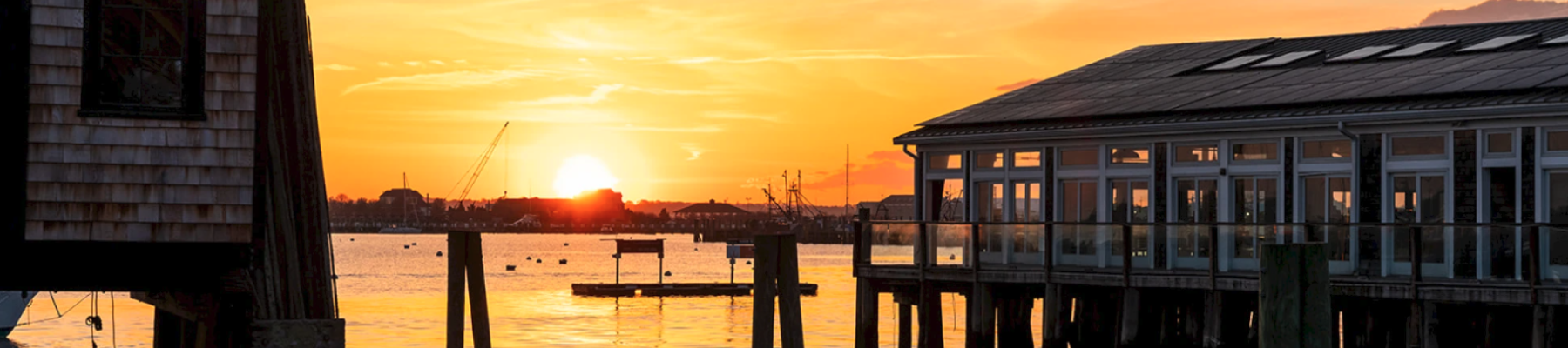 Newport Beach Hotel & Suites