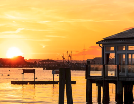 Newport Beach Hotel & Suites